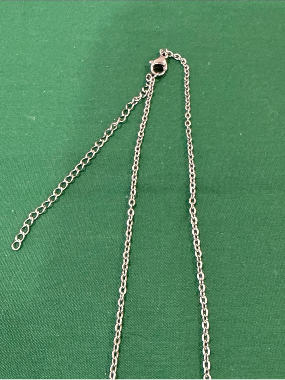 SilverTone Initial “A” Necklace 80F - Picture 4 of 4